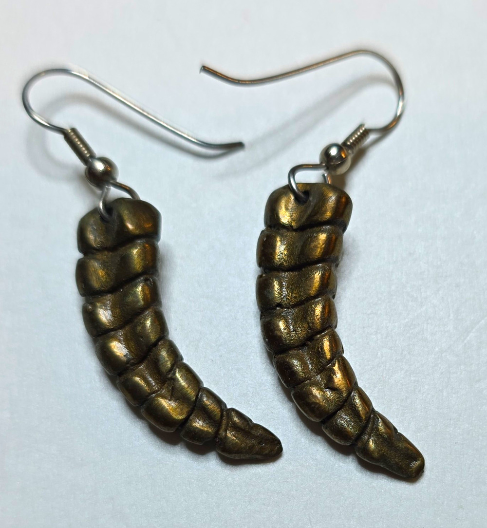 Vintage Brass Rattlesnake Tail Dangle Earrings Western Goth Rattle Reptile Jewel
